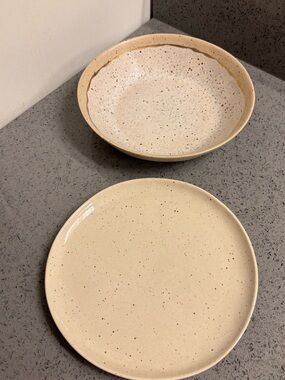 Crate & Barrel Speckled Cream Ceramic Dinner Plate & Bowl